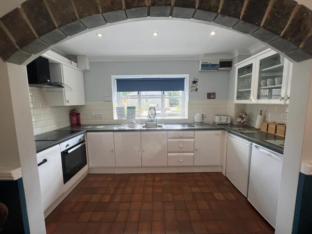 Ty Canol - Family Friendly Peaceful Holiday home *