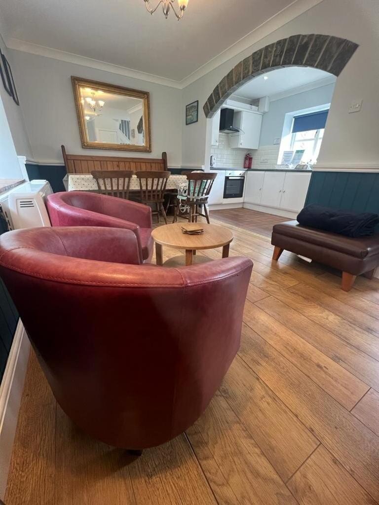 Holiday home Ty Canol - Family Friendly Peaceful