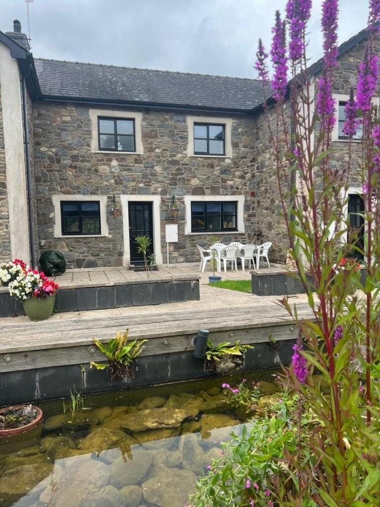 Ty Canol - Family Friendly Peaceful Holiday home